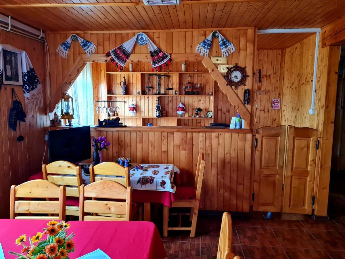 Hotel Pensiunea Sanziana à Oradea Extérieur photo