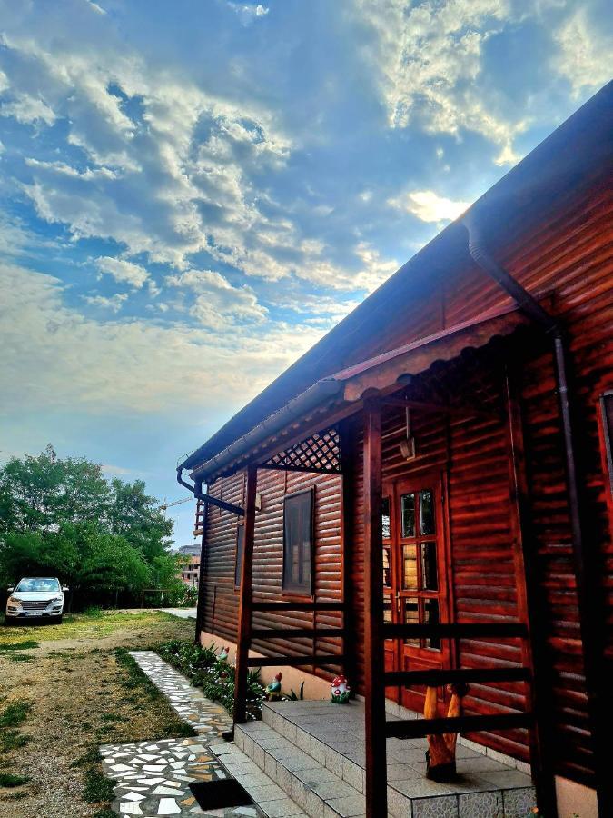 Hotel Pensiunea Sanziana à Oradea Extérieur photo